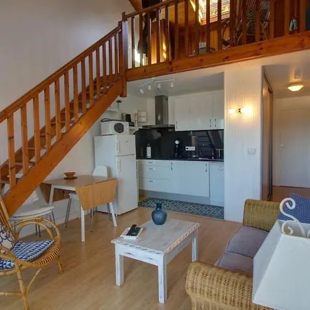Plein Soleil Duplex Apartment *